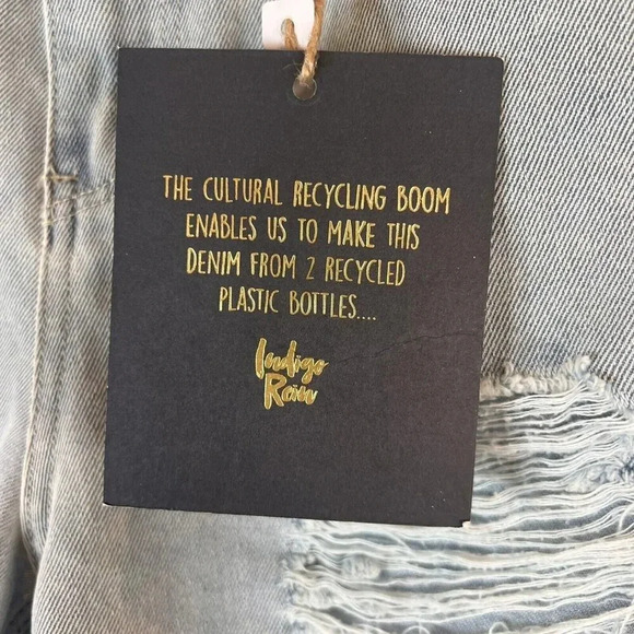 Indigo Rein NWT Super High Rise Short Distressed Light Blue 11 - Picture 8 of 16